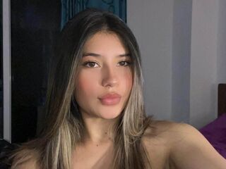 AmberCozzi's Flirt4Free live cam Profile Image