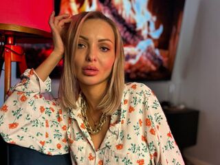 AmityHarwick's Live cam performers Profile Image