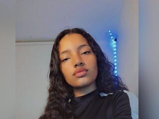 Amymcalister's Latina live cam models Profile Image