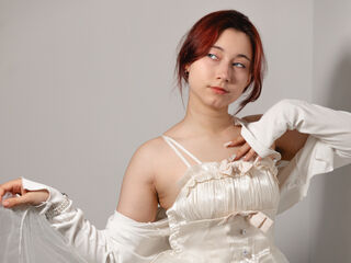 ClaraParks's Live cam models Profile Image
